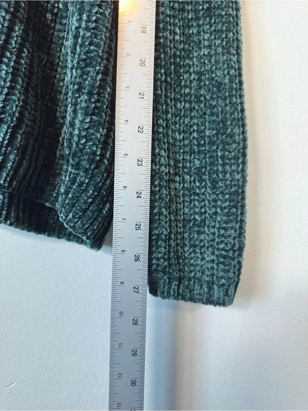 A New Day Emerald Green Chenille V-Neck Pullover Sweater Size Large